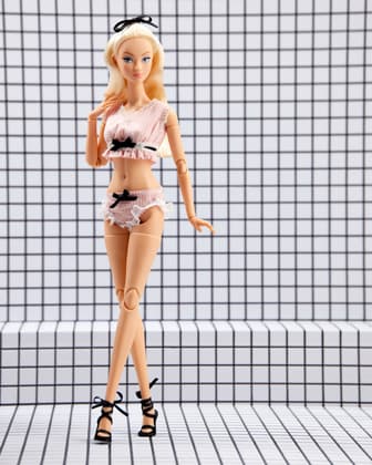 DEFA LUCY PLAY SERIES 1-CHECKMATE! Blond 1