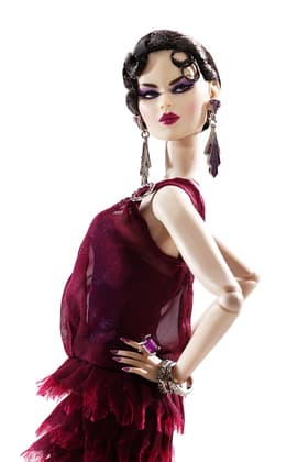 Enigmatic Reinvention Navia Phan