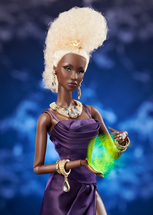 Divining Beauty Adele Makeda