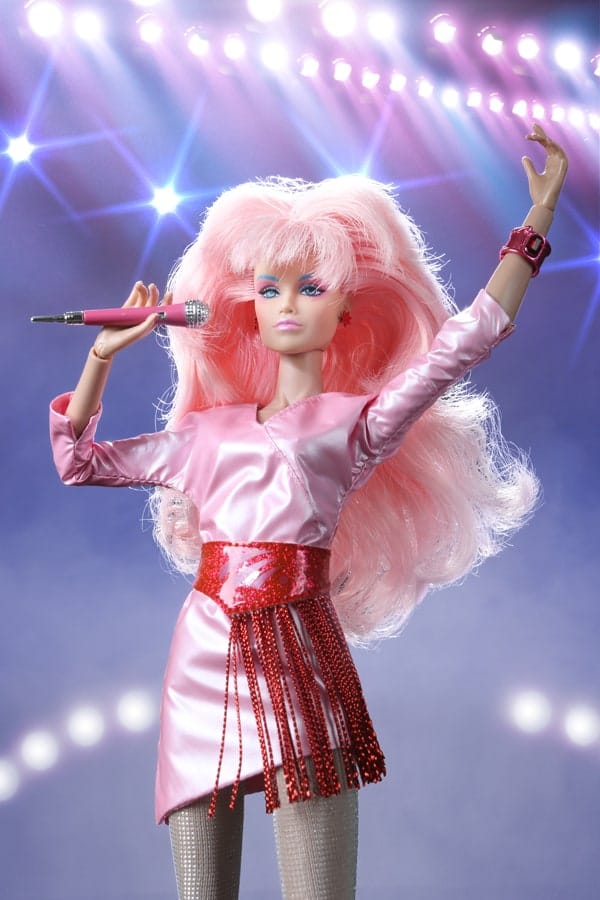 JEM - Showtime (w/ Jerrica Sculpt)