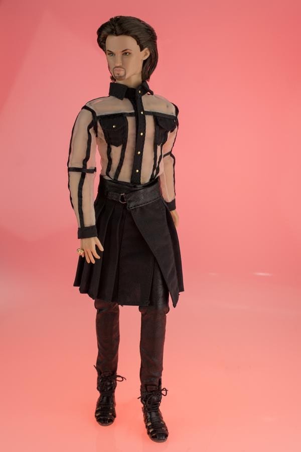 Declan Wake (outfit: Strike It Up)
