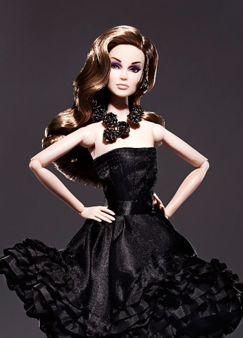 Lady In Waiting Dania Zarr