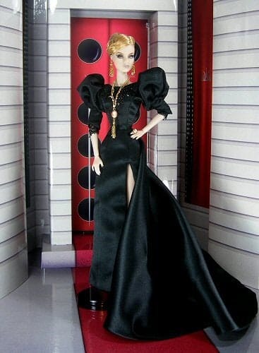 The Royal Weiss Agnes Von Weiss