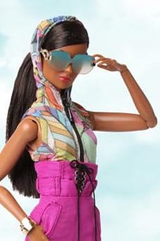 Tulabelle True (fashion: Who Are You?)