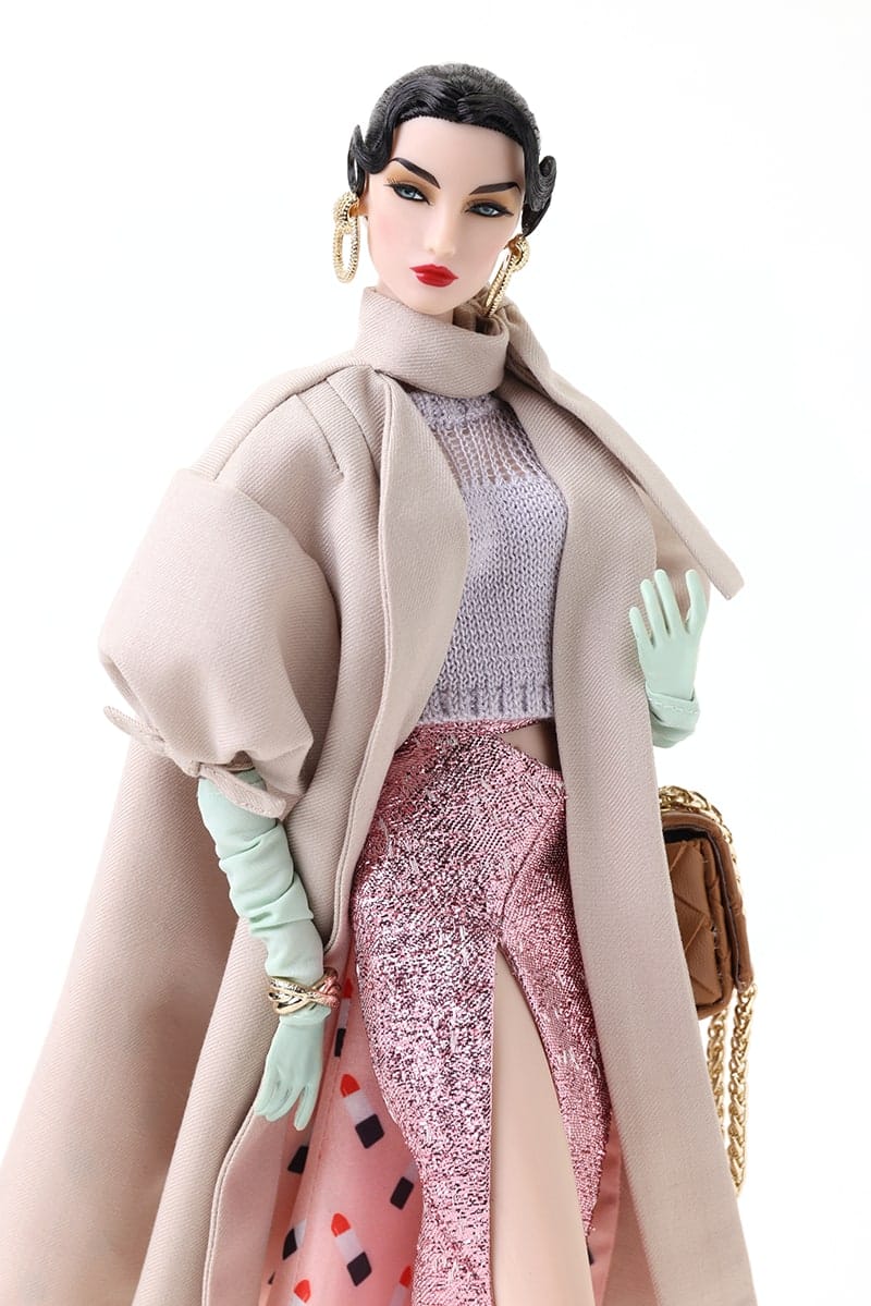 Glamour Coated Elyse Jolie