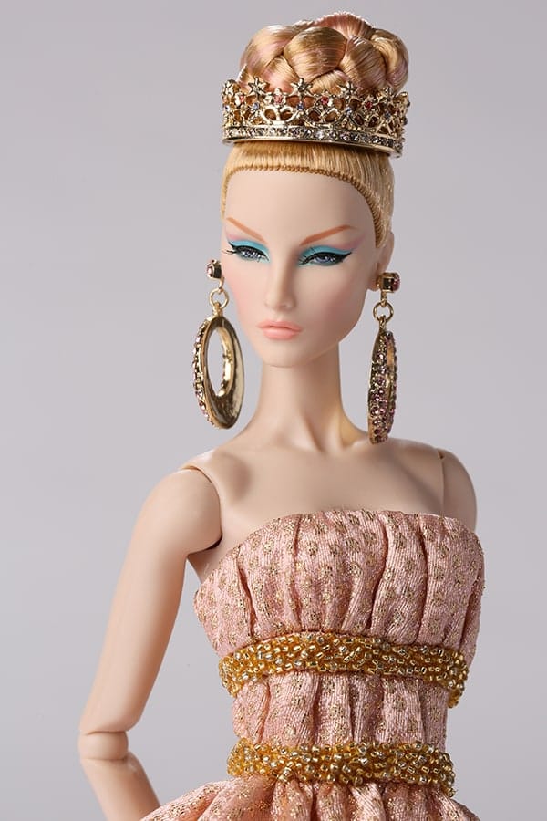 Inspired Grandeur Elyse Jolie