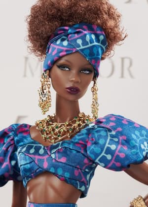 Look At Her Zuri Okoty
