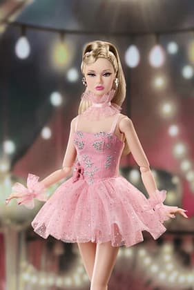 L'Aerialiste Poppy Parker